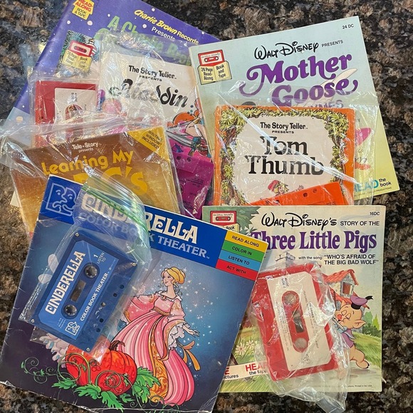 Vintage lot of Disney & children's cassette tape books - Picture 1 of 7
